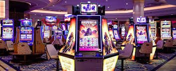 Giao diện casino trực tuyến 789cup với live dealer và baccarat trên màn hình di động Việt Nam